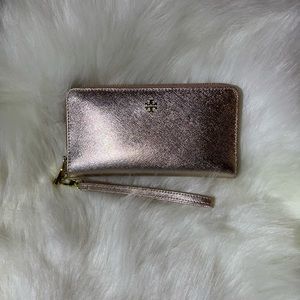 Tory Burch Wristlet Zip Continental Wallet